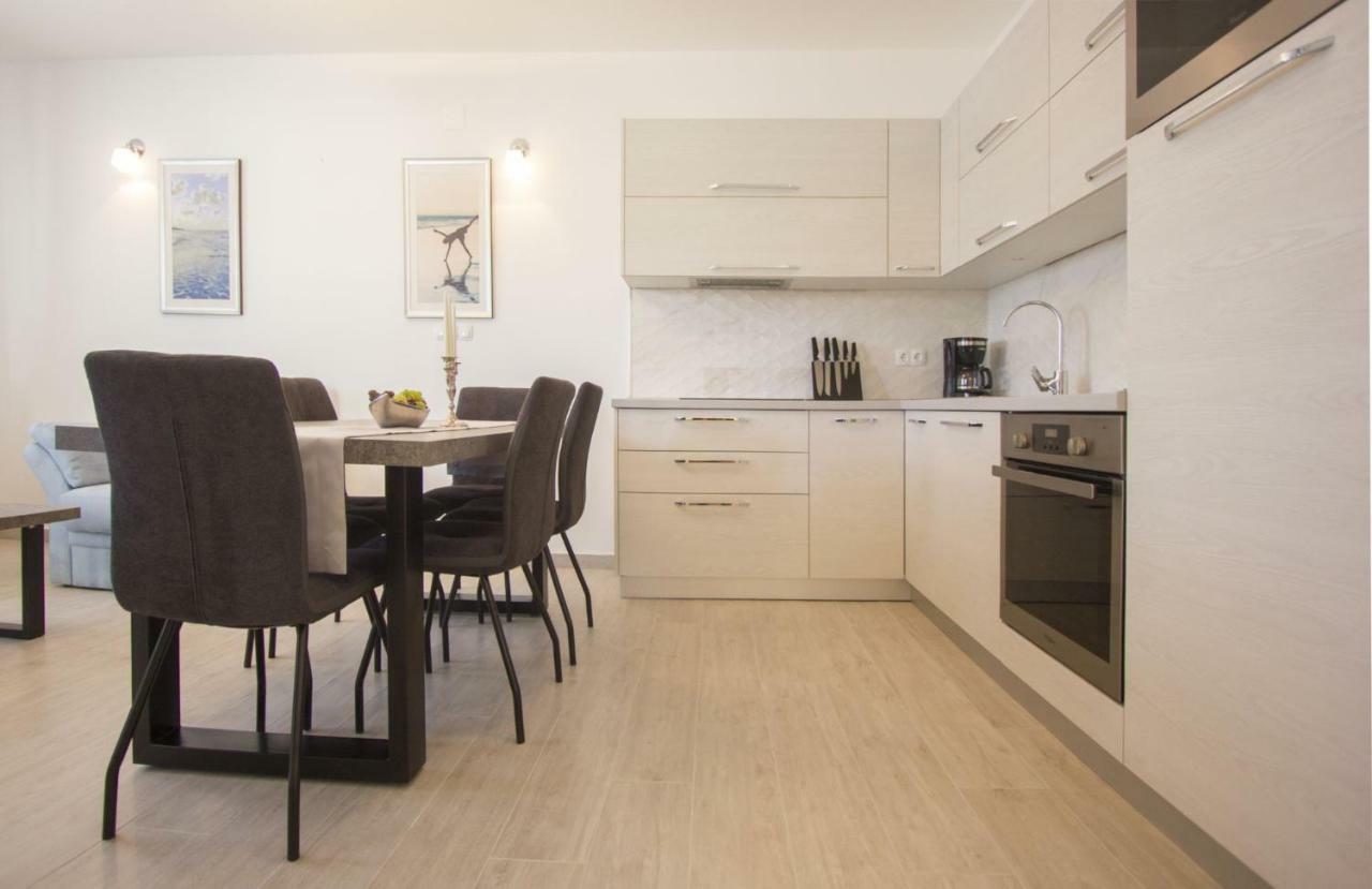 Ferienwohnung Paradise Lux Trogir Exterior foto