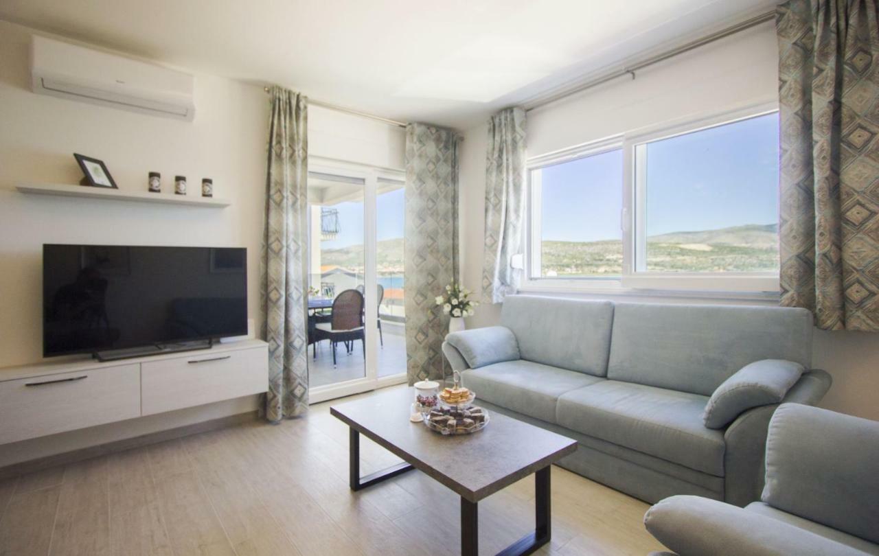 Ferienwohnung Paradise Lux Trogir Exterior foto