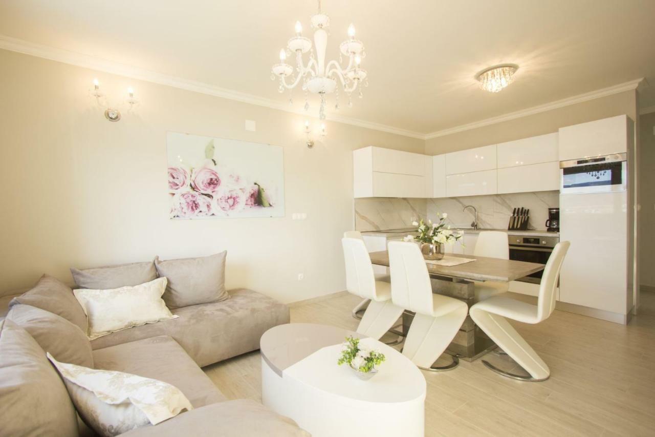 Ferienwohnung Paradise Lux Trogir Exterior foto